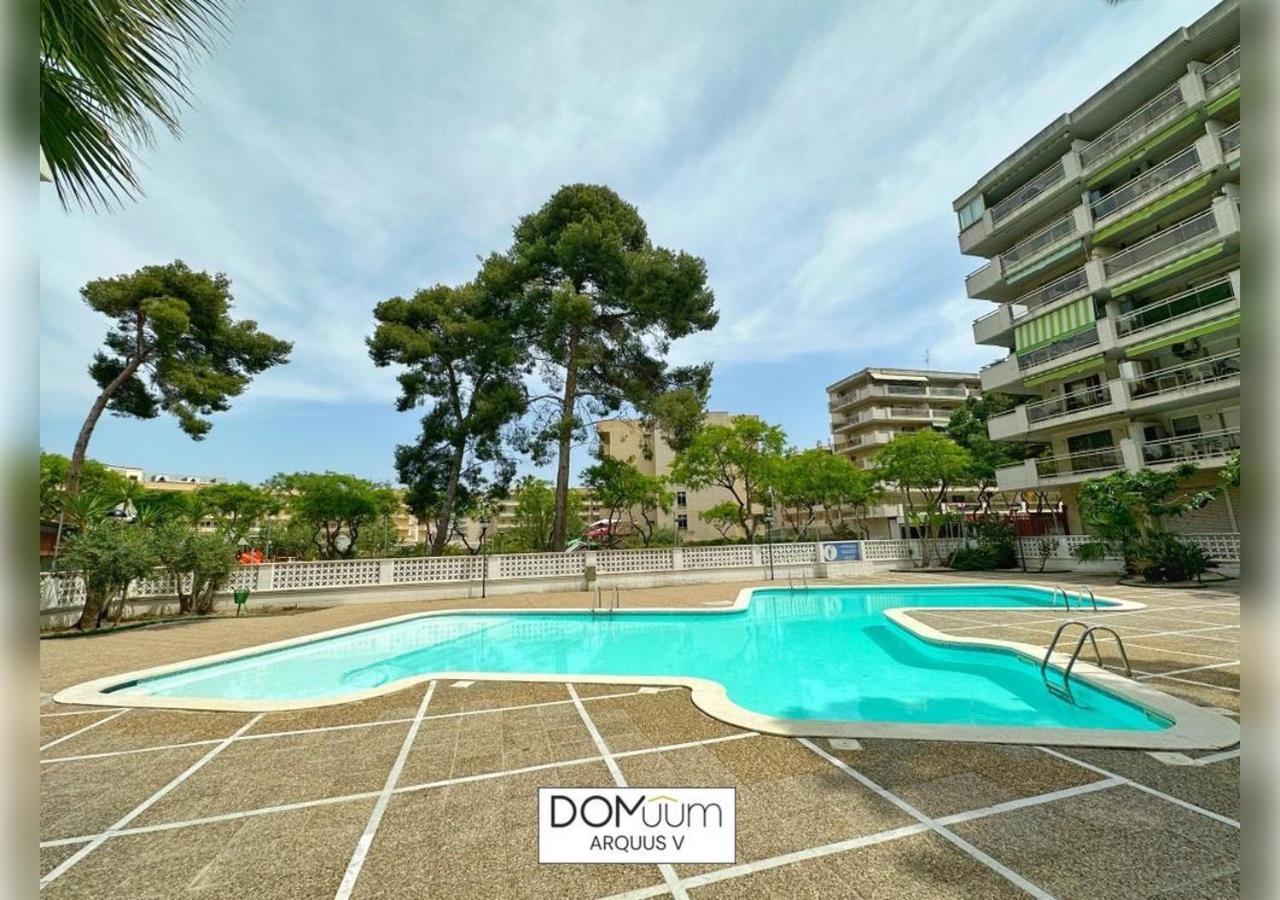 Domuum Holidays - Arquus V Salou Ngoại thất bức ảnh